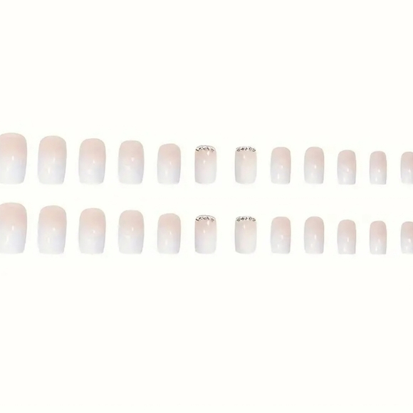 24 Pieces Fake Press On Nails - Picture 3 of 5